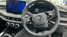 Skoda Superb 2.0 TDI 193 Laurin + Klement 4X4 5dr DSG Diesel Estate